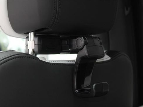 New 2026 Land Rover Range Rover Sport Dynamic SE image 40