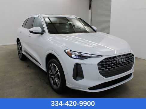 New 2025 Audi Q5 Premium image 6