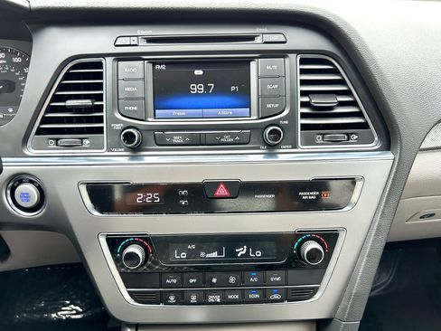 Used 2016 Hyundai Sonata SE image 24