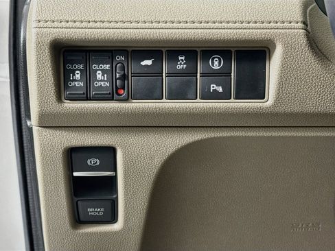Used 2022 Honda Odyssey Touring image 10