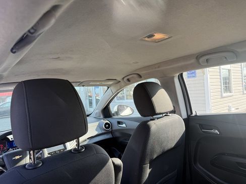 Used 2016 Chevrolet Sonic LT image 15