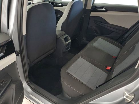 Used 2025 Volkswagen Taos S image 14