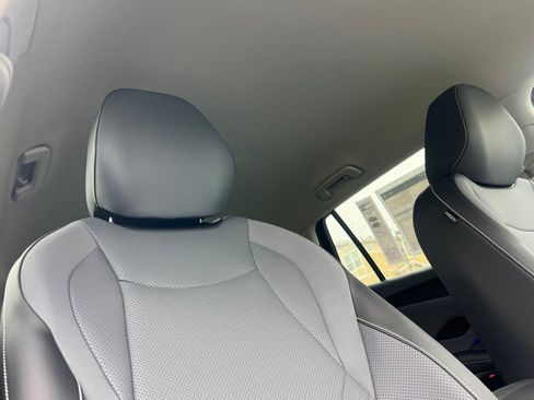 New 2026 Volkswagen Tiguan SE image 17