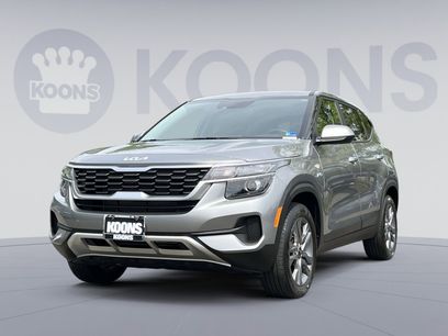 Used 2023 Kia Seltos LX