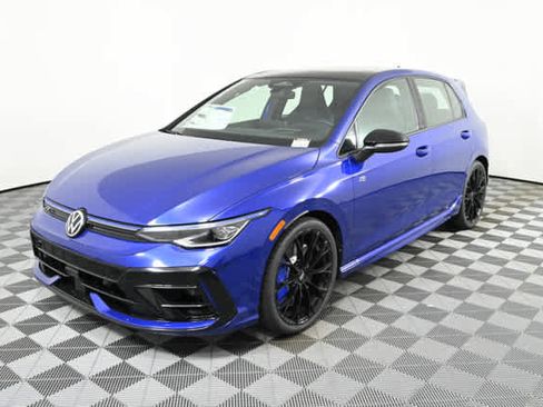 New 2026 Volkswagen Golf image 2