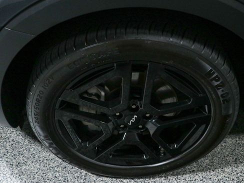 Used 2024 Kia Telluride EX X-Line AWD/4WD image 11