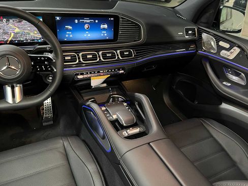 New 2026 Mercedes-Benz GLS 580 4MATIC image 42