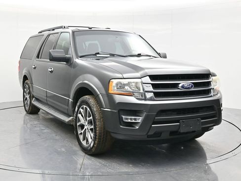 Used 2017 Ford Expedition EL XLT w/ Equipment Group 202A image 3