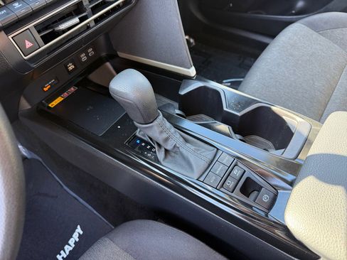 Used 2025 Toyota Camry LE FWD image 13