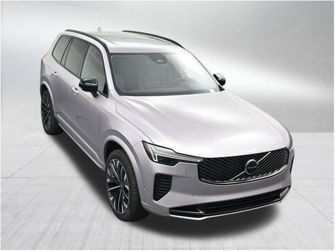 New 2026 Volvo XC90 T8 Ultra AWD/4WD image 19