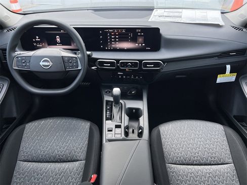 New 2026 Nissan Sentra SV image 7