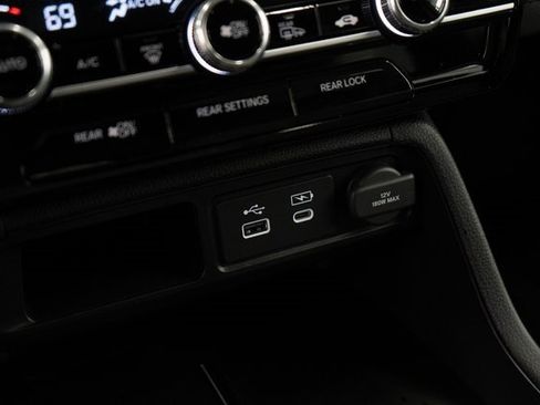 New 2025 Honda Pilot EX-L image 23