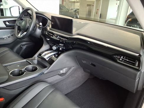 Used 2025 Acura MDX SH-AWD image 21