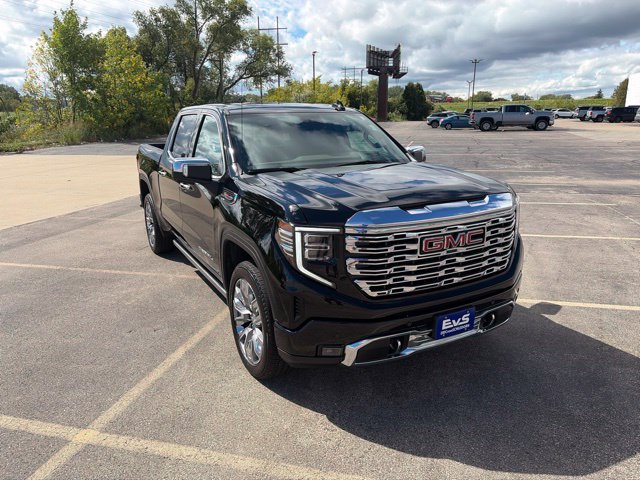 Used 2026 GMC Sierra 1500 Denali w/ Denali Reserve Package AWD/4WD image 8