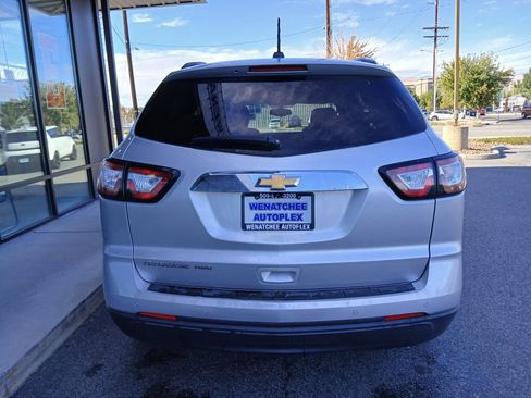 Used 2017 Chevrolet Traverse LS image 6