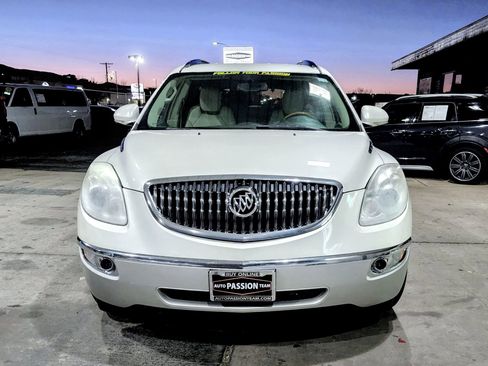 Used 2009 Buick Enclave CXL w/ Entertainment Package #4 image 8