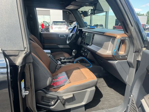 Used 2022 Ford Bronco Outer Banks w/ Sasquatch Package AWD/4WD image 30