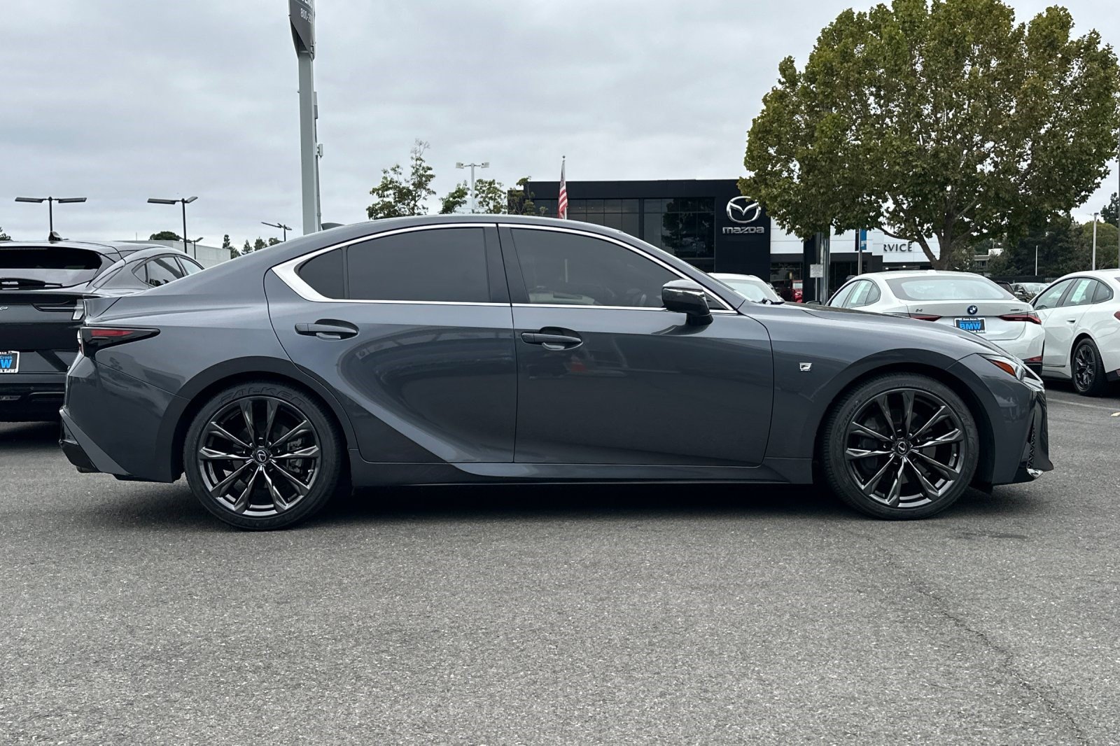 Used 2022 Lexus IS 350 F Sport w/ Navigation Package RWD image 7