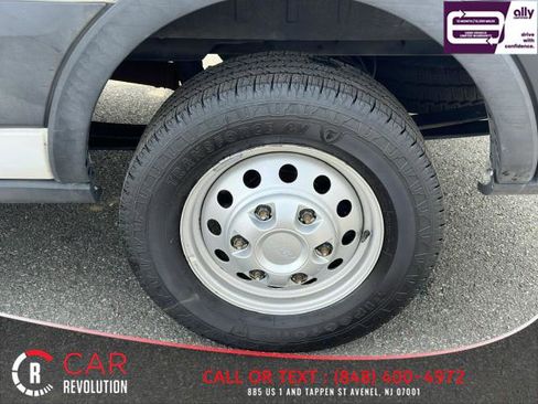Used 2022 Ford Transit 250 148 High Roof AWD image 18