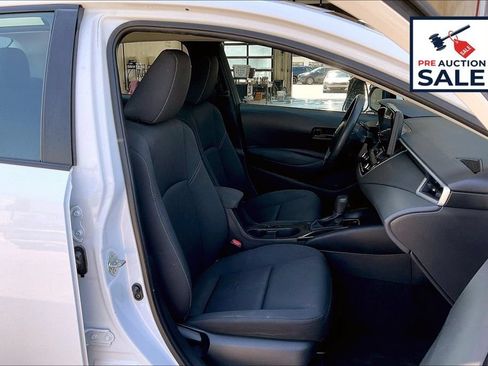 Used 2023 Toyota Corolla LE FWD image 7