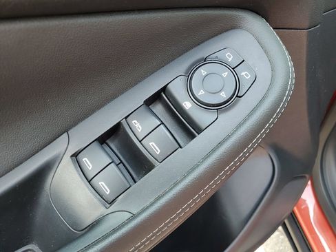 Used 2024 Buick Encore GX Preferred w/ Comfort Package AWD/4WD image 23