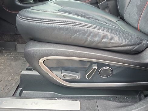 Used 2018 Lincoln MKC Black Label w/ Lincoln MKC Climate Package image 15