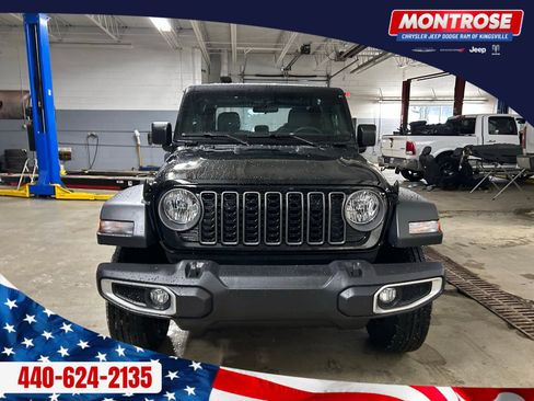 New 2026 Jeep Gladiator Sport image 8