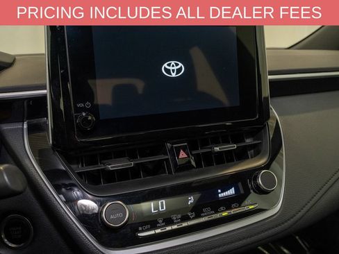 Used 2023 Toyota Corolla XSE FWD image 13