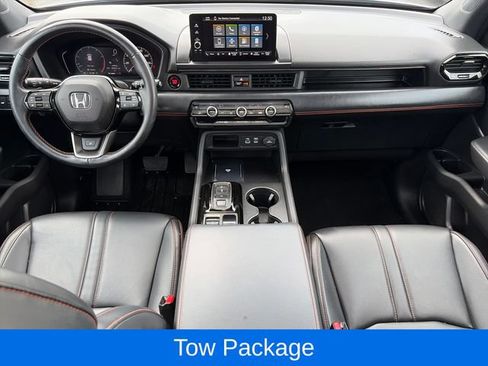 Used 2025 Honda Pilot TrailSport image 13