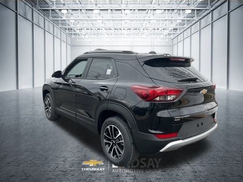 New 2026 Chevrolet TrailBlazer LT w/ Convenience Package AWD/4WD image 6