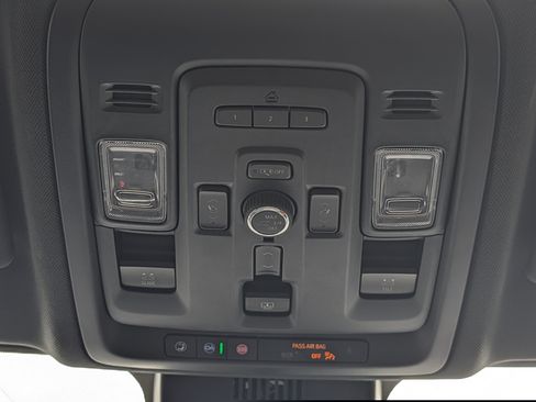 Used 2023 Chevrolet Suburban High Country w/ LPO, Illumination Package AWD/4WD image 30