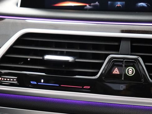 Used 2017 BMW 750i 750i image 33