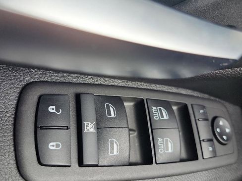 Used 2024 RAM 1500 Tradesman AWD/4WD image 19