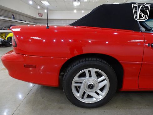 Used 1995 Chevrolet Camaro Z28 image 35