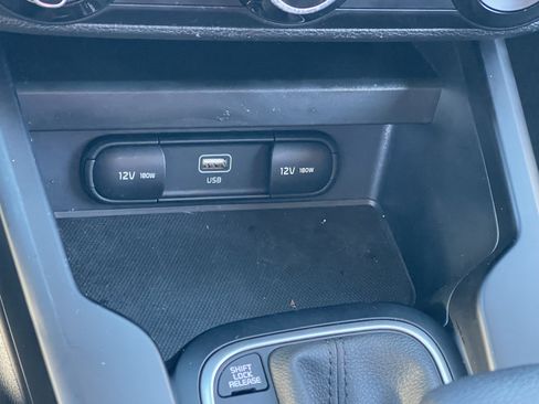 Certified 2023 Kia Soul LX w/ LX Technology Package image 27