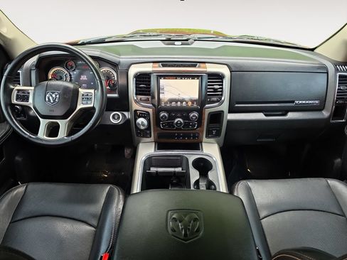 Used 2016 RAM 1500 Laramie w/ Convenience Group AWD/4WD image 10