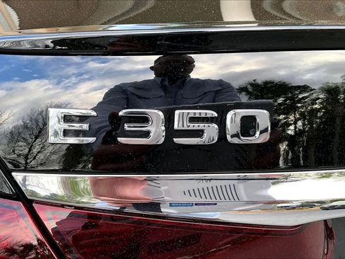 Used 2023 Mercedes-Benz E 350 E 350 image 9