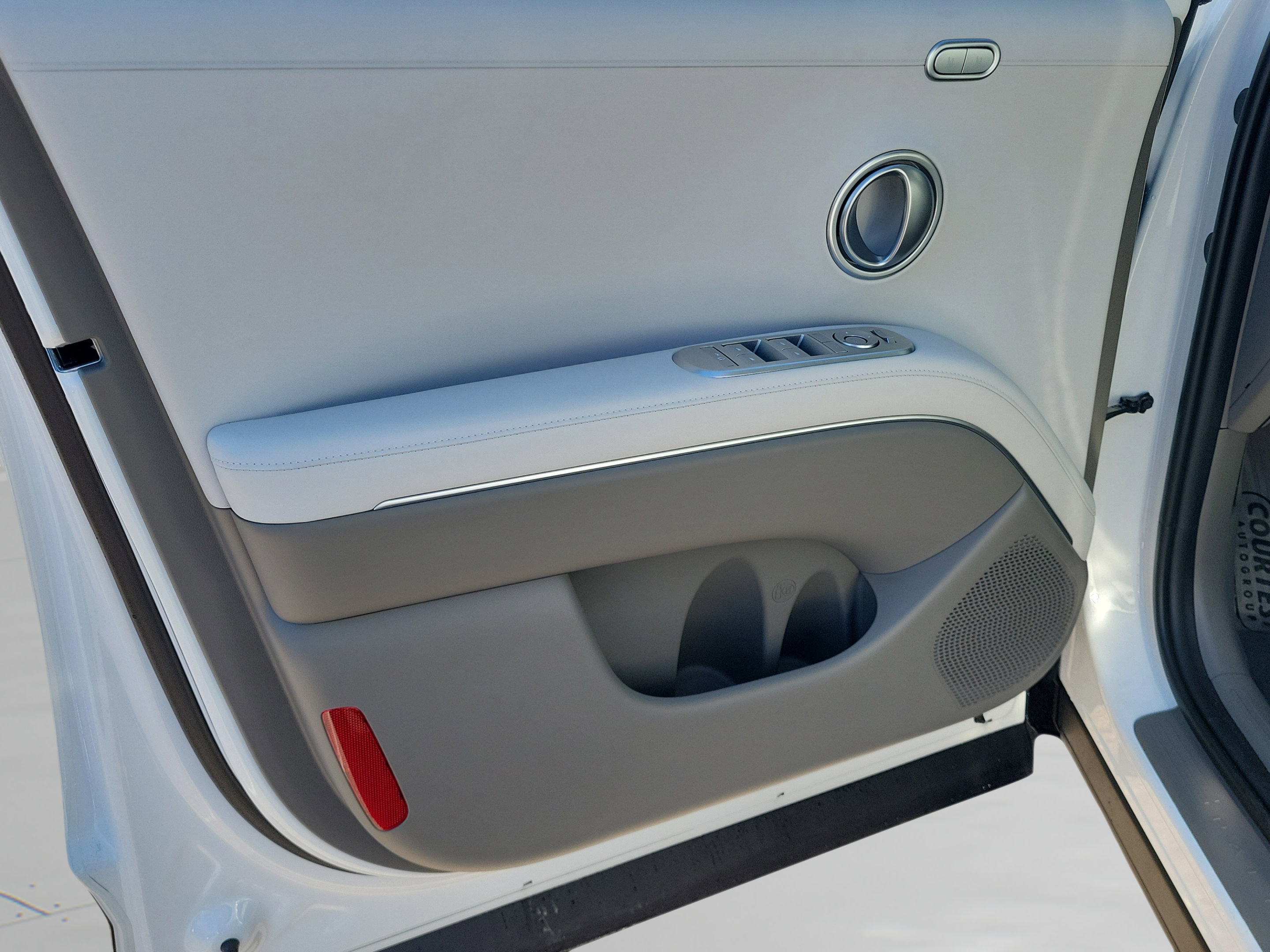 Certified 2026 Hyundai Palisade Limited FWD image 15