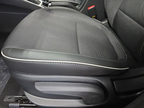 New 2026 Hyundai Venue SEL FWD image 30