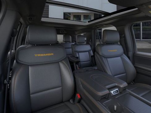 New 2025 Ford Expedition Tremor image 10