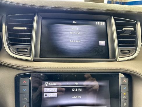 Used 2023 INFINITI QX50 Luxe AWD/4WD image 12