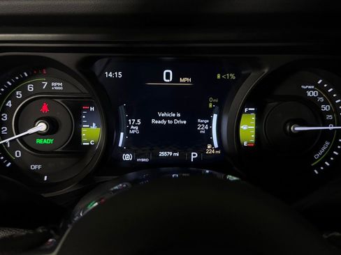 Used 2025 Jeep Wrangler Unlimited Sahara w/ Safety Group AWD/4WD image 14
