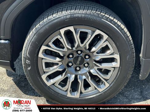 Certified 2024 GMC Sierra 1500 Denali Ultimate AWD/4WD image 9