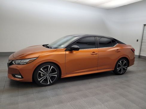 Used 2022 Nissan Sentra SR FWD image 2