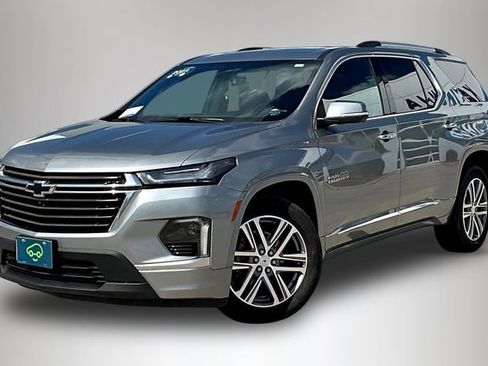 Used 2023 Chevrolet Traverse High Country AWD/4WD image 3