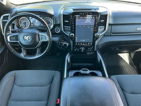 Used 2023 RAM 1500 Big Horn AWD/4WD image 3