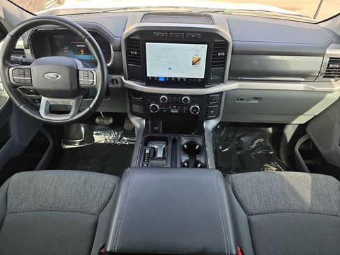 Used 2022 Ford F150 Lightning XLT image 14