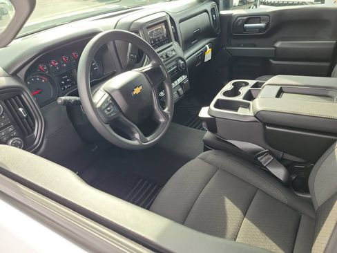 Used 2026 Chevrolet Silverado 2500 Custom w/ Custom Value Package AWD/4WD image 3