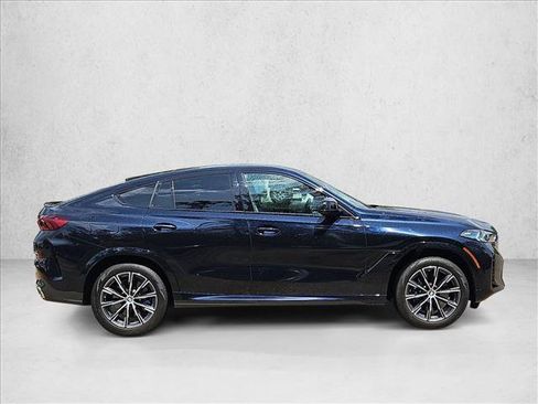 Used 2025 BMW X6 M60i AWD/4WD image 4