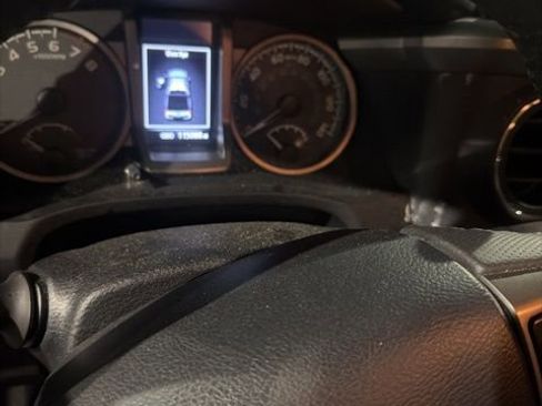 Used 2017 Toyota Tacoma SR5 w/ Tow Package image 1